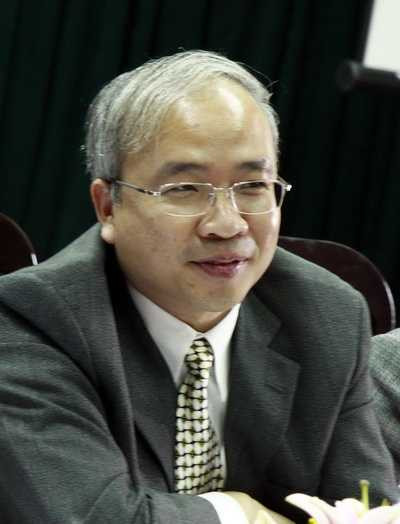ts phan chí hiếu