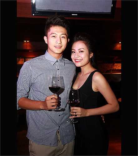 Hoàng Thùy Linh và Harry Lu liên tục dính nghi án hẹn hò. Cả hai cùng đóng chung trong bộ phim Thần tượng. Từ đó, hai người trở nên thân thiết hơn tình bạn. 