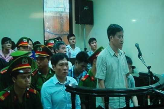 Nói lời sau cùng, Dương Tự Trọng xin cho anh trai được sống