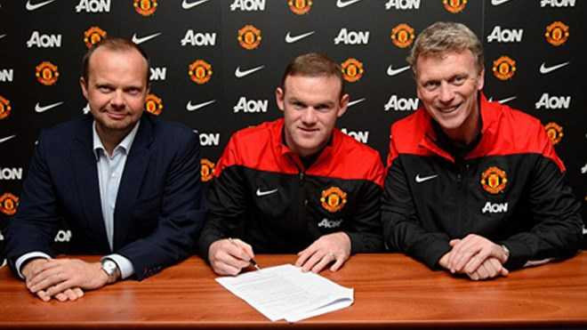 Rooney ký hợp đồng