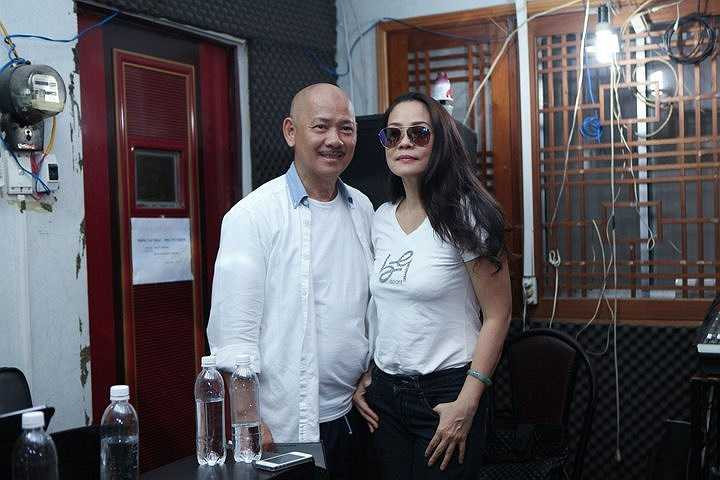 Chương trình được truyền hình trực tiếp trên VTV9, tiếp sóng trên VTV Huế, VTV Phú Yên, Đài PTTH Đà Nẵng, Đài PTTH Lâm Đồng