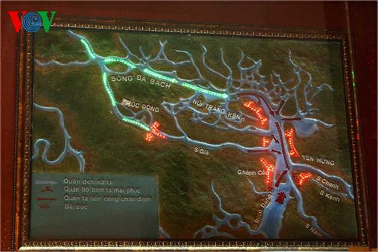 Sơ đồ trận Bạch Đằng năm 1288 - cơn ác mộng của quân Nguyên Mông. Đây là chiến thắng vẻ vang của quân Đại Việt và là thắng lợi tiêu biểu nhất trong ba cuộc kháng chiến chống quân xâm lược Nguyên-Mông do Quốc công Tiết chế Trần Hưng Đạo cùng với Thái thượng hoàng Trần Thánh Tông và vua Trần Nhân Tông chỉ huy.