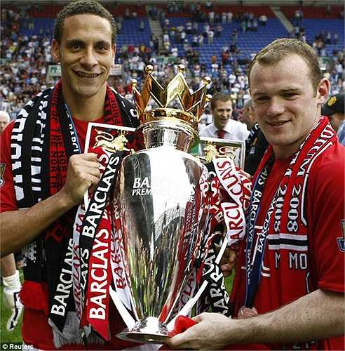 Mặc dù vậy, đây là thời điểm mà dàn sao Man Utd đang ở độ chín nhất. Họ giành thêm 1 chức vô địch Premier League