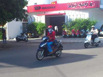 Đột nhập massage 'chiều tới bến' ở Nha Trang