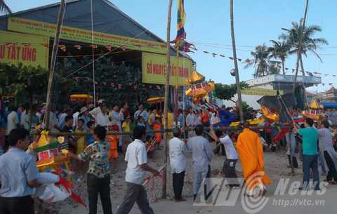 Hoàng Sa, cầu siêu, dân binh, binh phu, Lý Sơn, ngư dân, Đại lễ