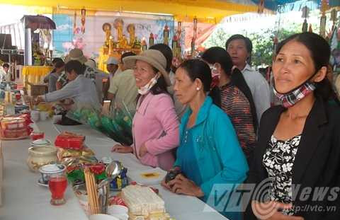 Hoàng Sa, cầu siêu, dân binh, binh phu, Lý Sơn, ngư dân, Đại lễ