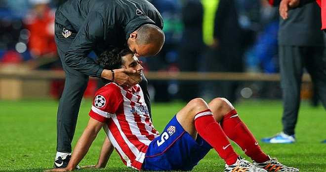 Atletico Madrid kiệt sức ở ngay gần vạch đích