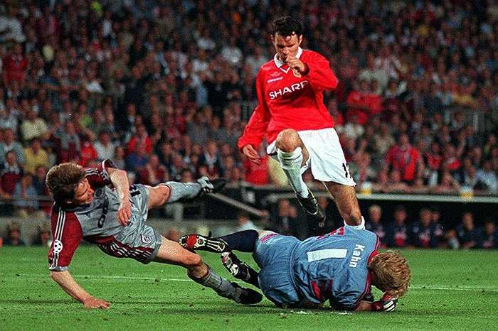 Quỷ đỏ rất cố gắng để tìm kiếm bàn gỡ trong hơn 80 phút còn lại