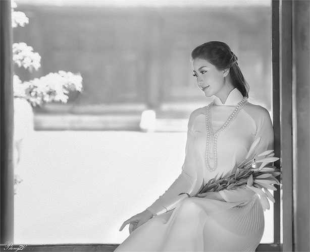 Ngỡ ngàng trước nhan sắc xinh đẹp, tinh khôi của Nữ hoàng cafe Nguyễn Lâm Diễm Trang.