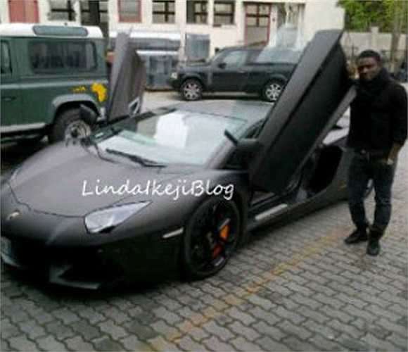 Tiền đạo Obafemi Martins từng thi đấu khá thành công trong màu áo của Inter Milan và Newcastle, anh cũng là một trong những cầu thủ bóng đá giàu nhất tại Nigeria. Chiếc Lamborghini N50M của Martins có giá lên tới 250.000 bảng Anh (khoảng 420.685 USD).