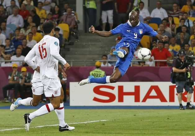 Balotelli đánh giá thấp ĐT Anh