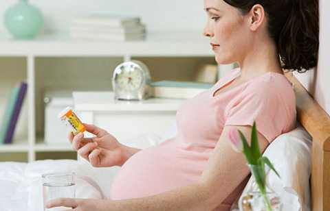 Chân dài yên phận làm 'máy đẻ' cho đại gia