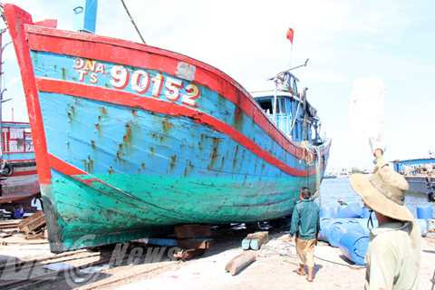 ngư dân, tàu cá, ĐNa 90152, bị đâm chìm, tấn công, tàu Trung Quốc