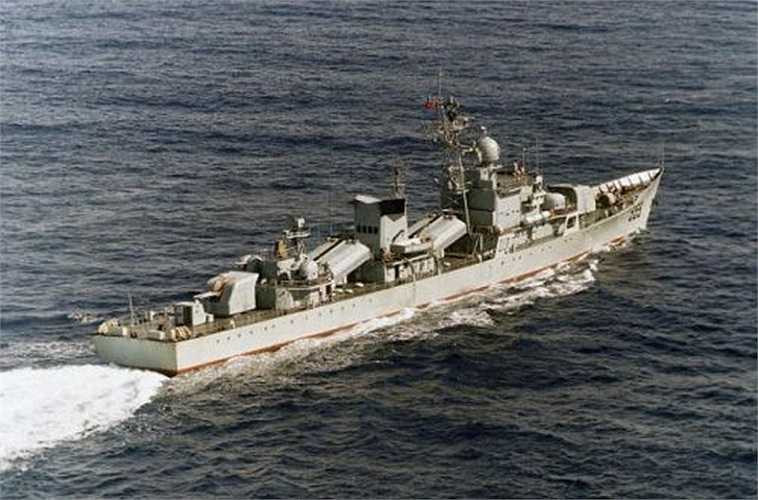 Nhìn chung, đây là tàu chiến loại cũ, trang bị vũ khí đã lạc hậu, yếu cả về điện tử, diệt hạm lẫn phòng không, chưa đủ sức chiến đấu với các tàu chiến hiện đại của Hải quân Nhân dân Việt Nam. 