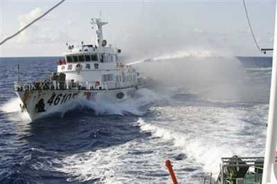 Nóng sáng 4/6: Trung Quốc đổi chiến thuật, tấn công tàu Cảnh sát biển VN