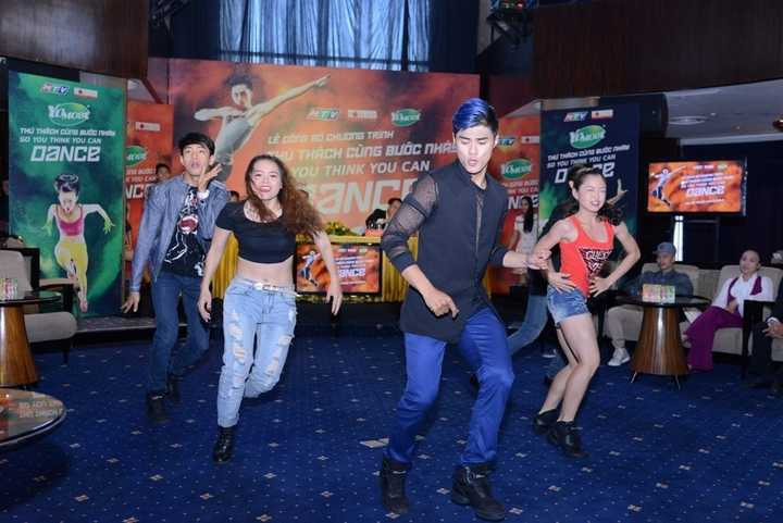 Thử thách cùng bước nhảy