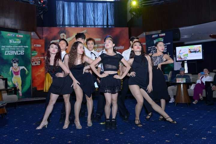 Thử thách cùng bước nhảy