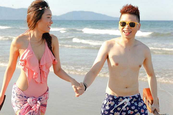 Những ca khúc do cô sáng tác trong các bộ phim truyền hình như Bỗng dưng muốn khóc, Nụ hôn thần chết hay gần đây nhất là Vừa đi vừa khóc được rất nhiều khán giả yêu thích… 