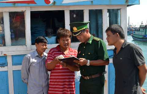 ngư dân, tàu cá, Trung Quốc, bị tấn công, đập phá