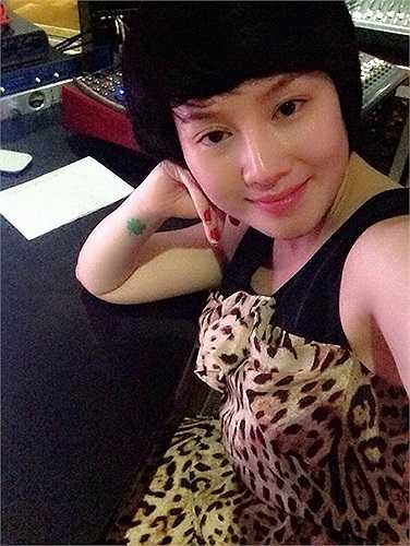 'Tôi không nói anh ấy phải giấu kín tình cảm trong lòng nhưng giá như anh ấy tế nhị hơn một chút thì tôi đã không nói gì.'