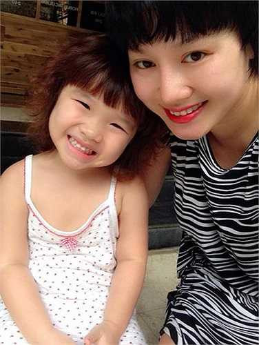 Thu Phượng cho rằng: 'Tôi không chịu nổi khi thấy những chuyện chướng mắt rành rành trước mặt nên đã bột phát chia sẻ cảm xúc.'