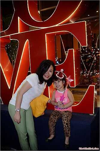 'Điều tôi quan tâm nhất là làm sao cho mình và con gái có cuộc sống tốt nhất chứ không phải là theo dõi cuộc sống của chồng cũ để gây ồn ào dư luận.'