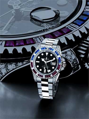 Nếu không, cách an toàn nhất là mua đồng hồ hàng hiệu từ những người bán được ủy nhiệm phân phối độc quyền sản phẩm của một nhãn hiệu nào đó. 