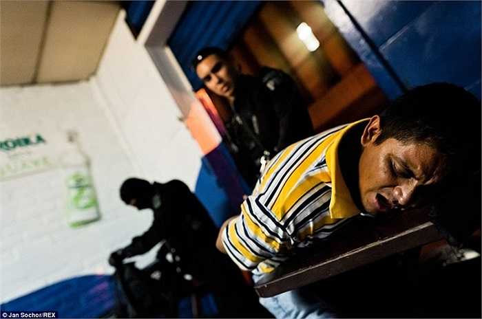 Cảnh sát bắt giữ một tay xã hội đen