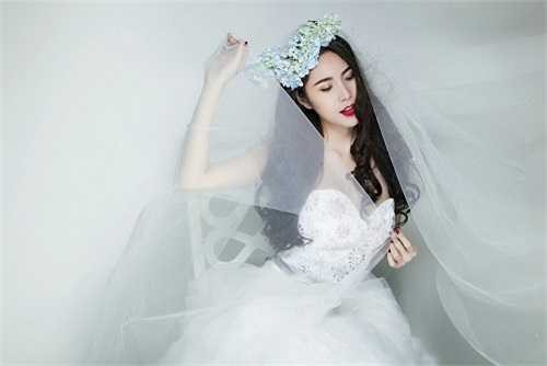 Đó là những yếu tố giúp Thủy Tiên giữ vững vị trí trong làng nhạc.