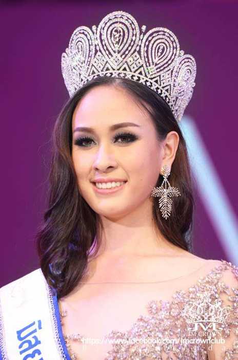 hoa hậu trả vương miện