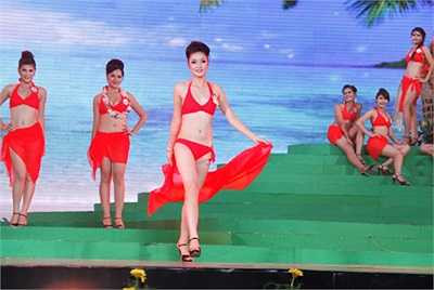 H'Ăng Niê - Dân tộc Ê Đê - Người có thể hình đẹp nhất: Hà làm chúng em bị hiểu lầm. Thời gian qua, em liên tục phải nhận nhiều câu hỏi của gia đình, người thân về việc có hay hay không việc đi tiếp khách đêm khuya khiến em rất buồn khi bị hiểu sai. 