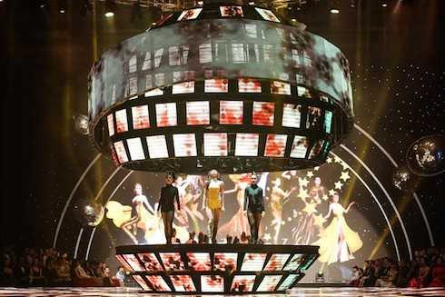 ho ngoc ha dem hoi chan dai 8