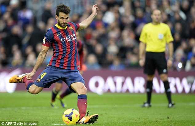 Vì sao Barca quyết định 'tống khứ' Fabregas