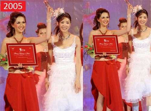 Khoe thân lợi hại như Ngọc Trinh