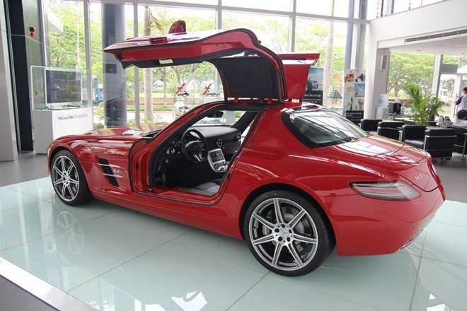 Mercedes-Benz SLS AMG 