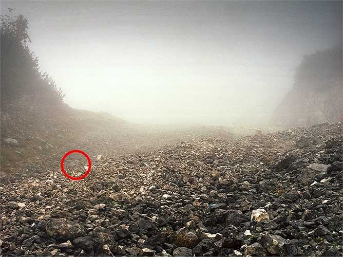 Khiến mắt thường gần như vô dụng