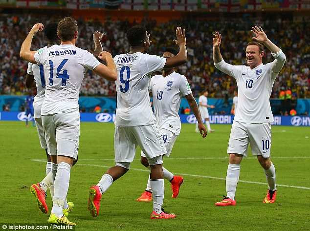 Rooney được vợ con sang tận Brazil 'tiếp lửa'