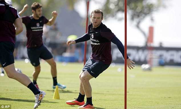 Gặp Uruguay, Rooney đá vị trí nào?