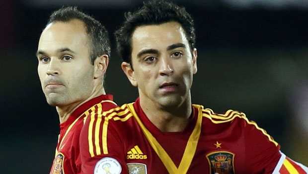 Iniesta, Xavi - 2 hạt nhân của tiki-taka đã không còn trẻ, khỏe