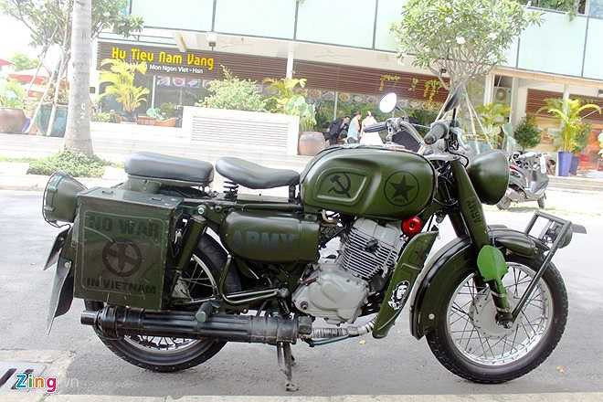 Độ xe có nhiều trường phái khác nhau. Có người sử dụng đồ chế sẵn từ những hãng độ nước ngoài, thường là đồ Thái Lan, nhưng kiểu xe này dễ bị đụng hàng vì dùng chung phụ tùng