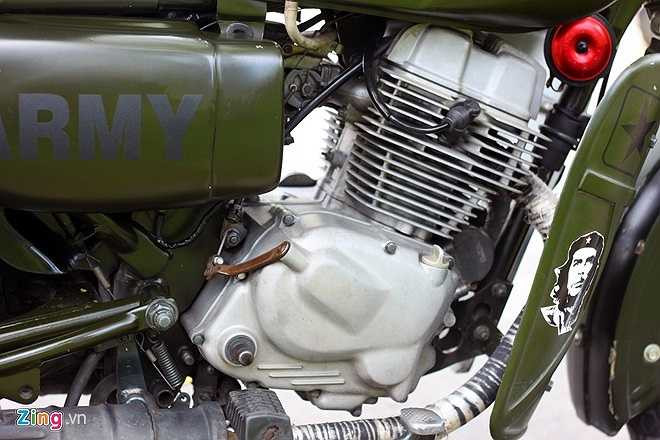 Riêng động cơ được cải tiến lại hoàn toàn, dung tích được nâng từ 125 phân khối trên động cơ nguyên bản của Honda CD bằng xi-lanh dung tích 250 phân khối. Phần hộp số vẫn giữ nguyên