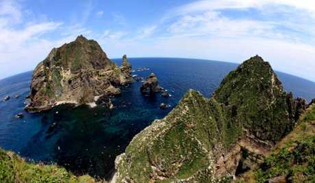 Seoul tập trận sát đảo tranh chấp khiến Tokyo bất bình