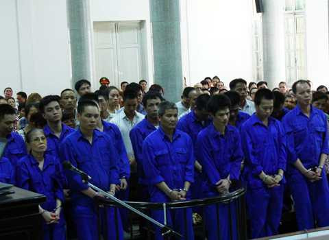 Xử vụ 'bạc khủng', mẹ vợ Khánh trắng lĩnh án tù