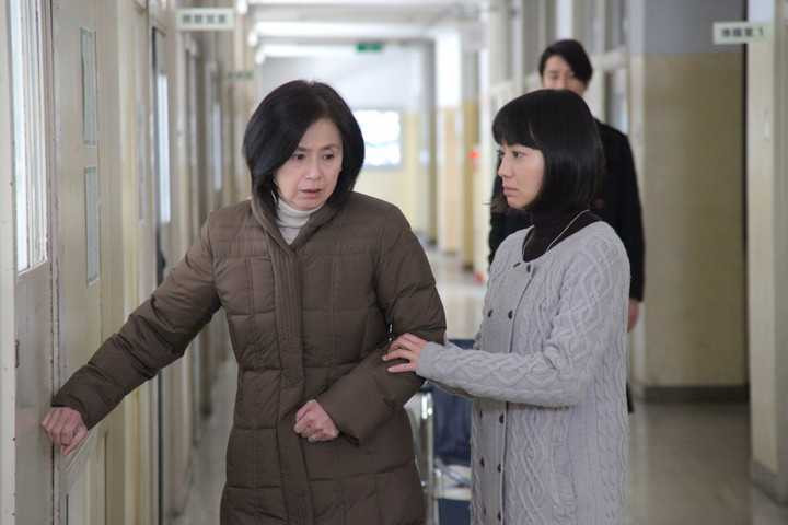 Cô nàng bướng bình