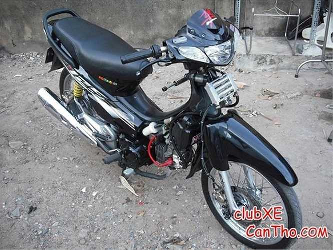 Xe độ phong cách đua Drag Racing.