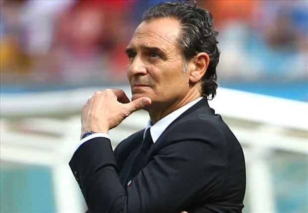 HLV Prandelli vẫn tự tin Italia sẽ giành quyền đi tiếp 