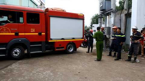 Công ty, TP.HCM, chôn vùi trong đống hàng hóa