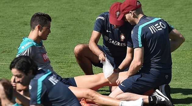 Ronaldo chấn thương