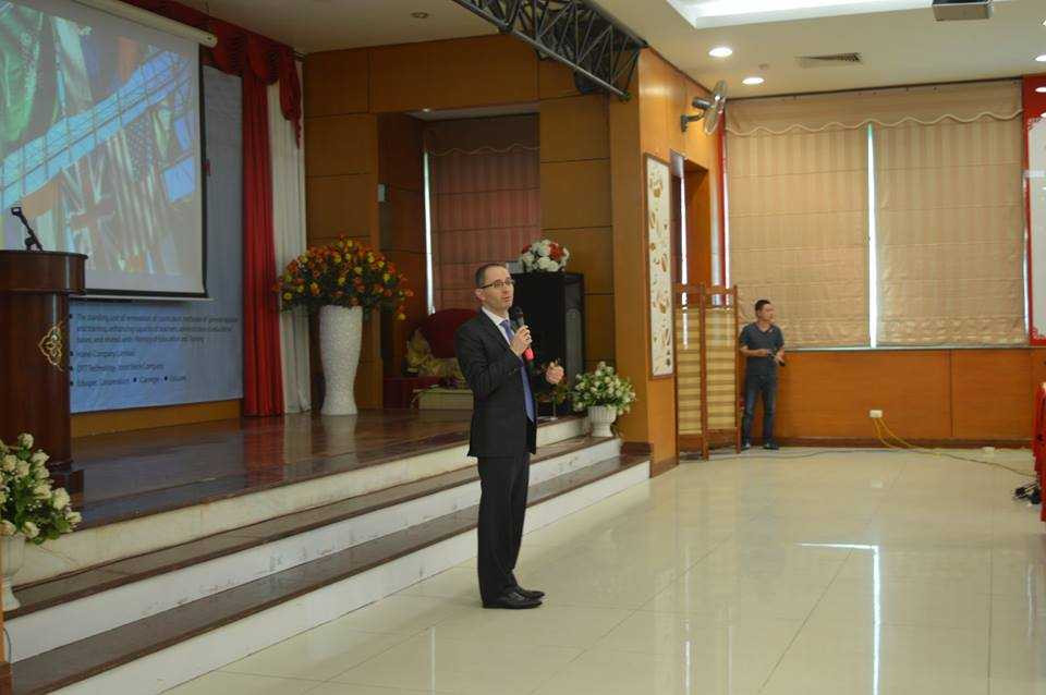 Mô hình Stem trong trường học