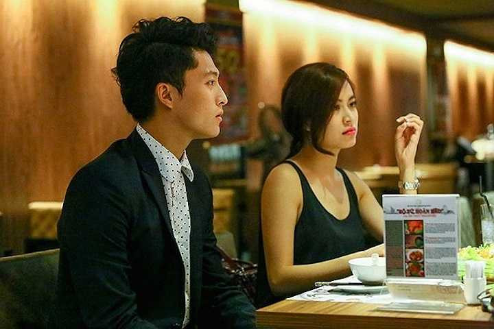 Nhưng rồi họ lại đi ăn đêm cùng nhau ngay sau buổi tiệc cưới.